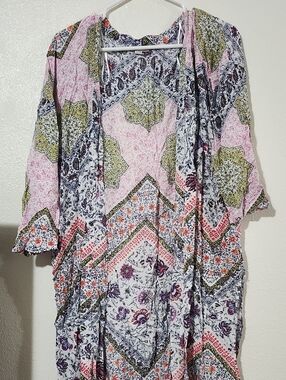 LOFT Navy, White & Yellow Paisley Print Kimono